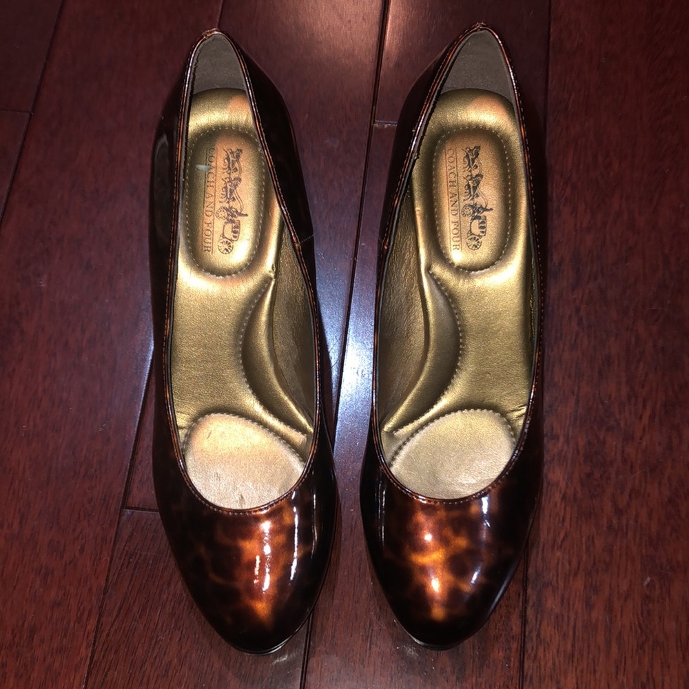 Coach and four NEW shiny patent leather leopard cheetah print heels brown gold - Picture 8 of 11